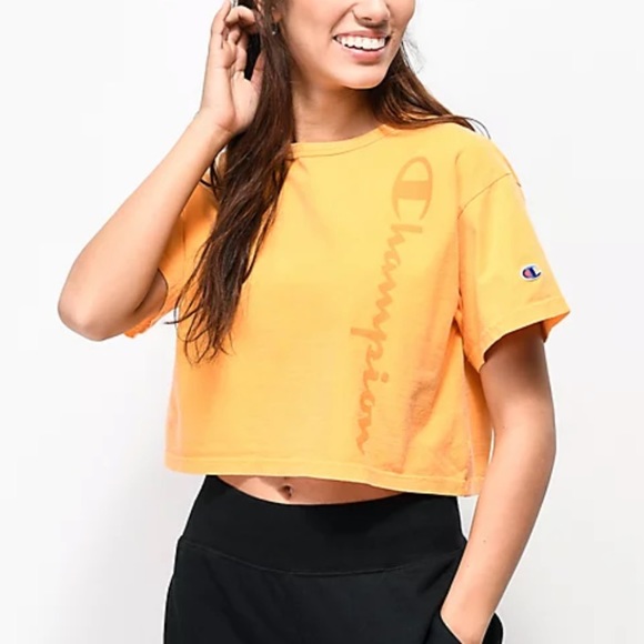 NWOT Champion Cropped Tee - Picture 2 of 6